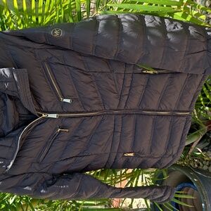 Michael Kors thin puffer jacket great condition practically new
